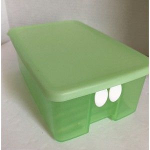 TUPPERWARE ~ FRIDGESMART Fruit & Veggie Keeper #3991 MEDIUM 7 cup (used)